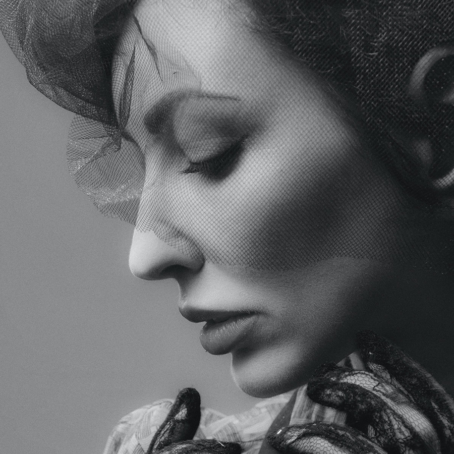 Headshots & Portraits - Retro Portrait, Hollywood style glamour shot