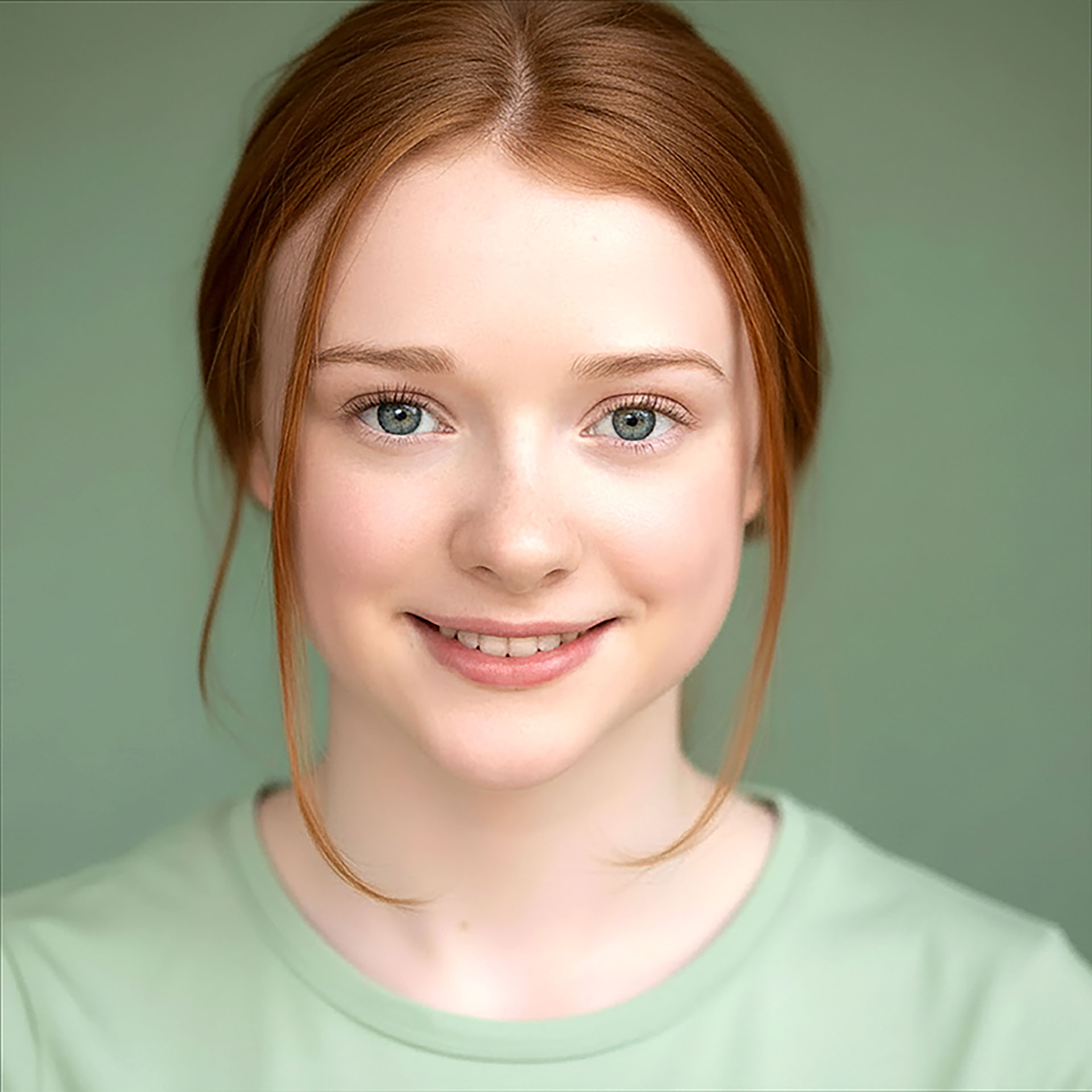 Headshots & Portraits - Young female performer